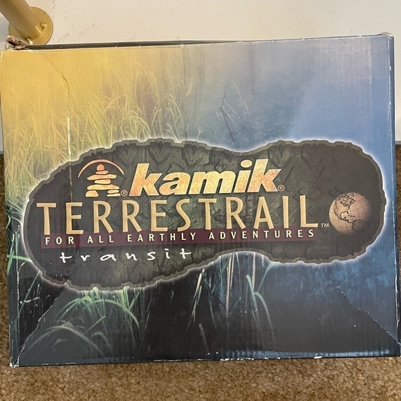 Women’s Kamik Terrestrial Fur boots - Picture 2 of 8